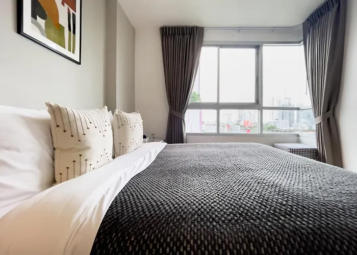 Near Bts L Fully Furnished L Pool And Gym Appartement *